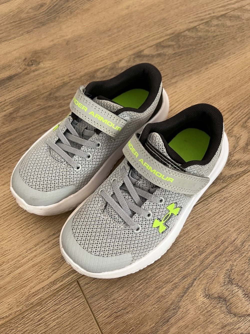 Under Armour shoes- size toddler 11